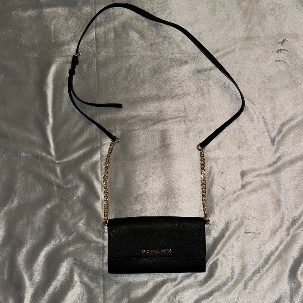 NEVER USED  Michael Kors Small Leather Crossbody